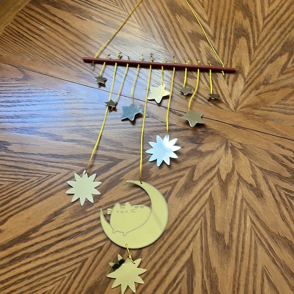 Pusheen Zodiac Wall Hanging Gold Stars & Moon - Fair Condition - Pusheen Box - Picture 16 of 17